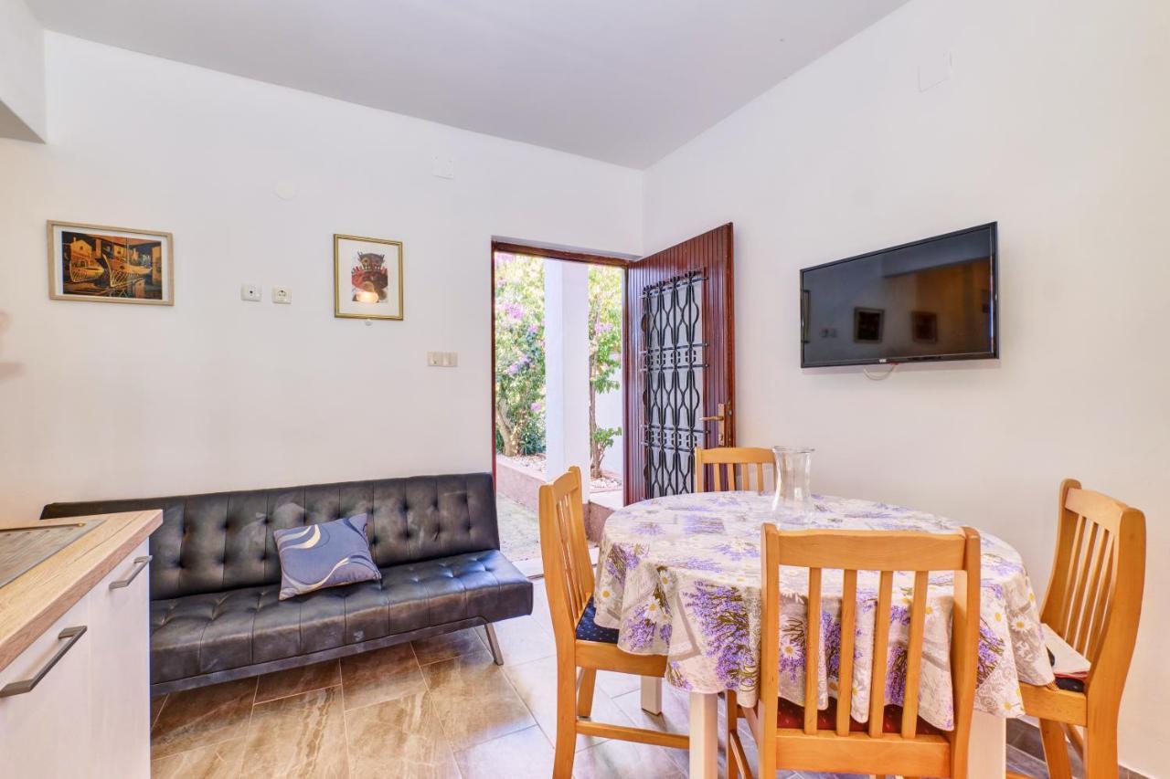 Eco Secluded Apartments Zabodarski Čunski 외부 사진
