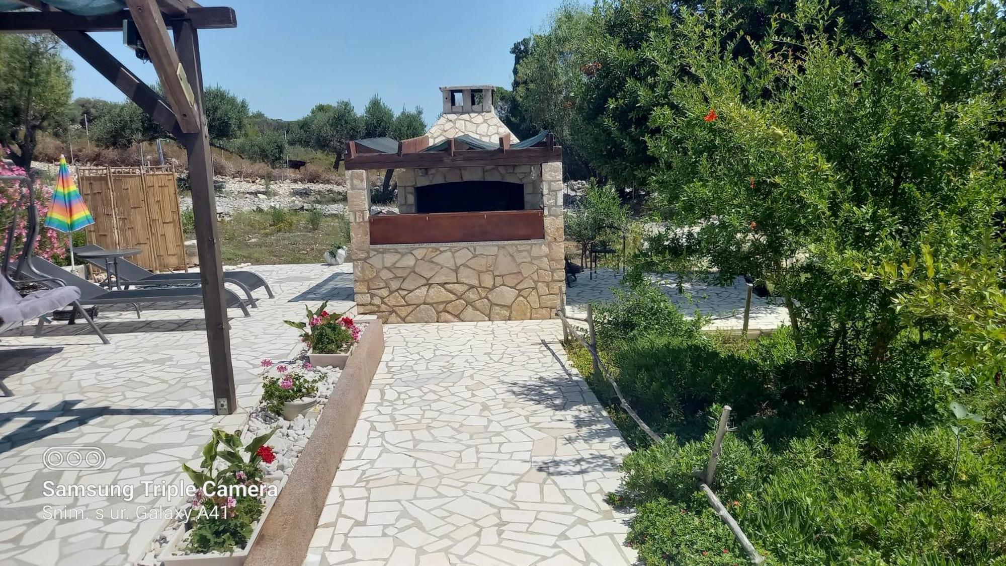 Eco Secluded Apartments Zabodarski Čunski 외부 사진